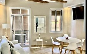 Apartamento Renovado Con 2 Habitaciones En El Corazon De Barcelona - Es-341-3